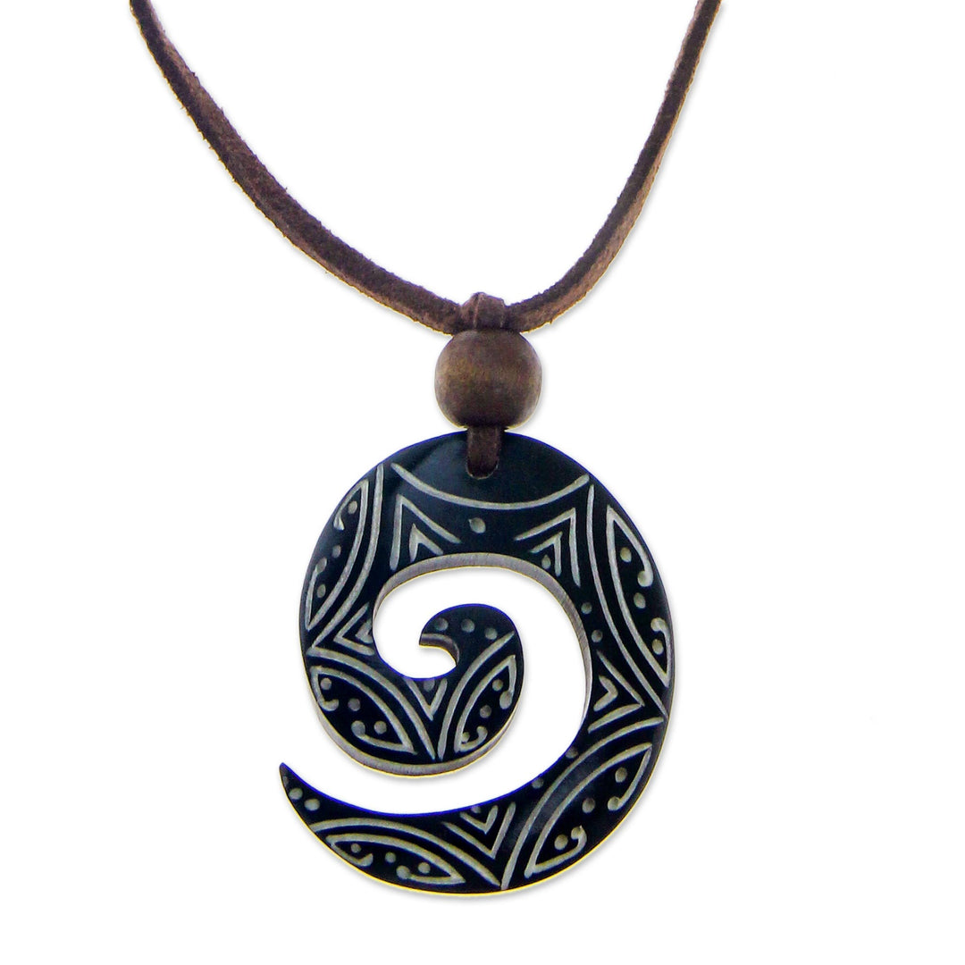 Bone pendant necklace - Spiral Star