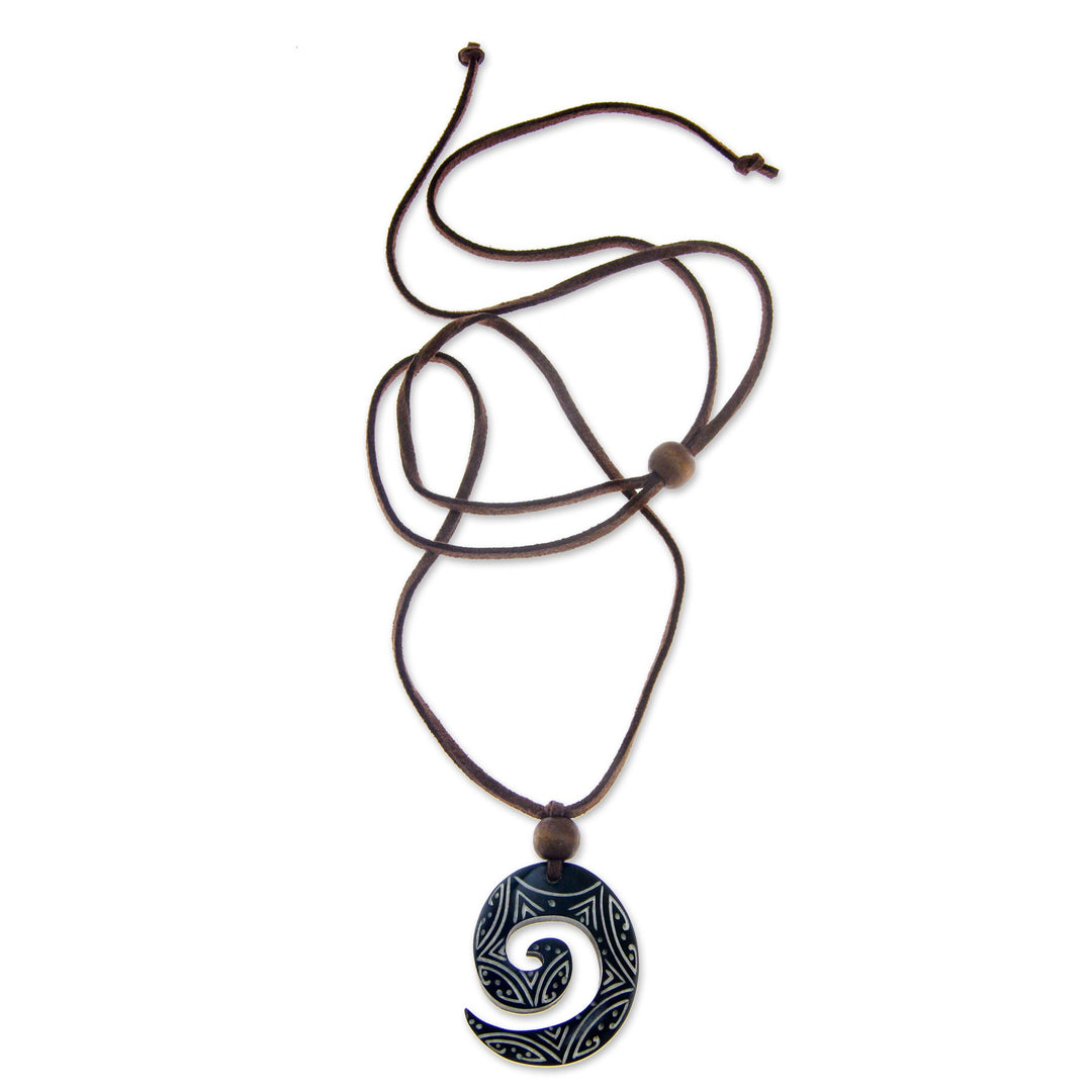 Bone pendant necklace - Spiral Star