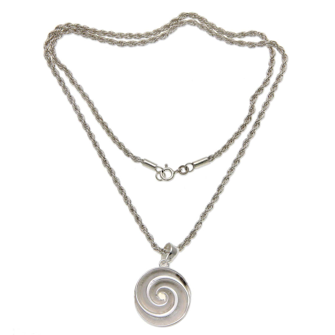 Artisan Crafted Sterling Silver Pendant Necklace - Silver Nautilus