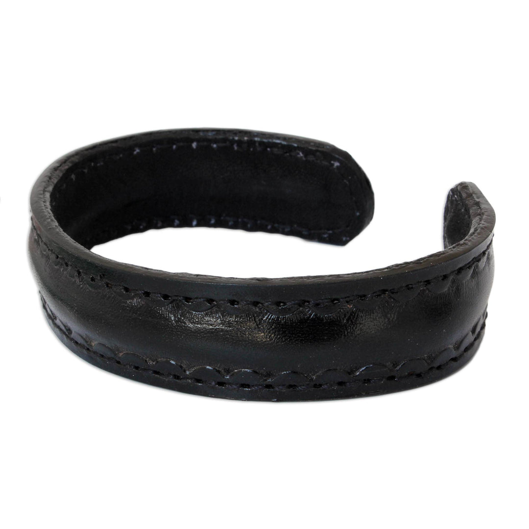 Men's Black Tooled Leather Cuff Bracelet - Casual Black Thai