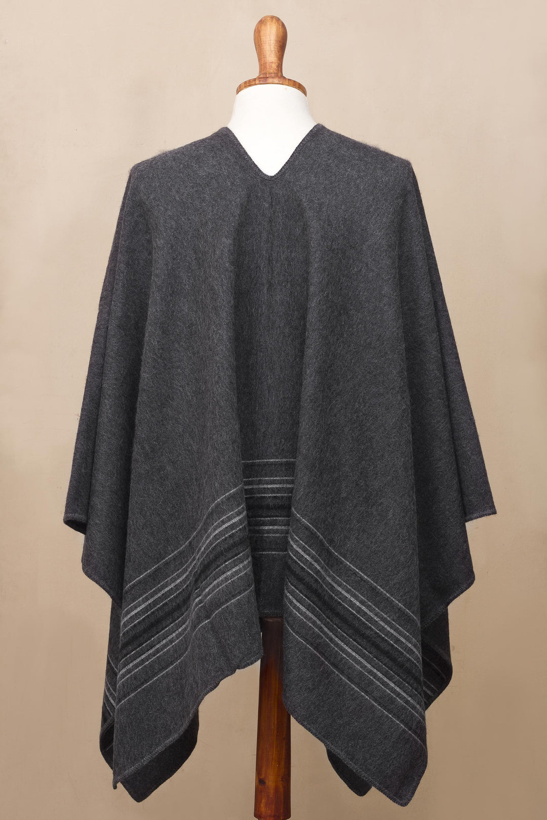 Warm Men's Alpaca Blend Poncho with V-neck from Peru - Gray Nazca