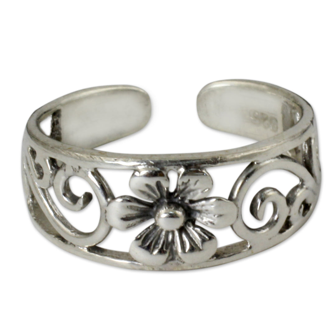 Flower Toe Ring in Sterling Silver Thai Artisan Jewelry - Blossoming Paths