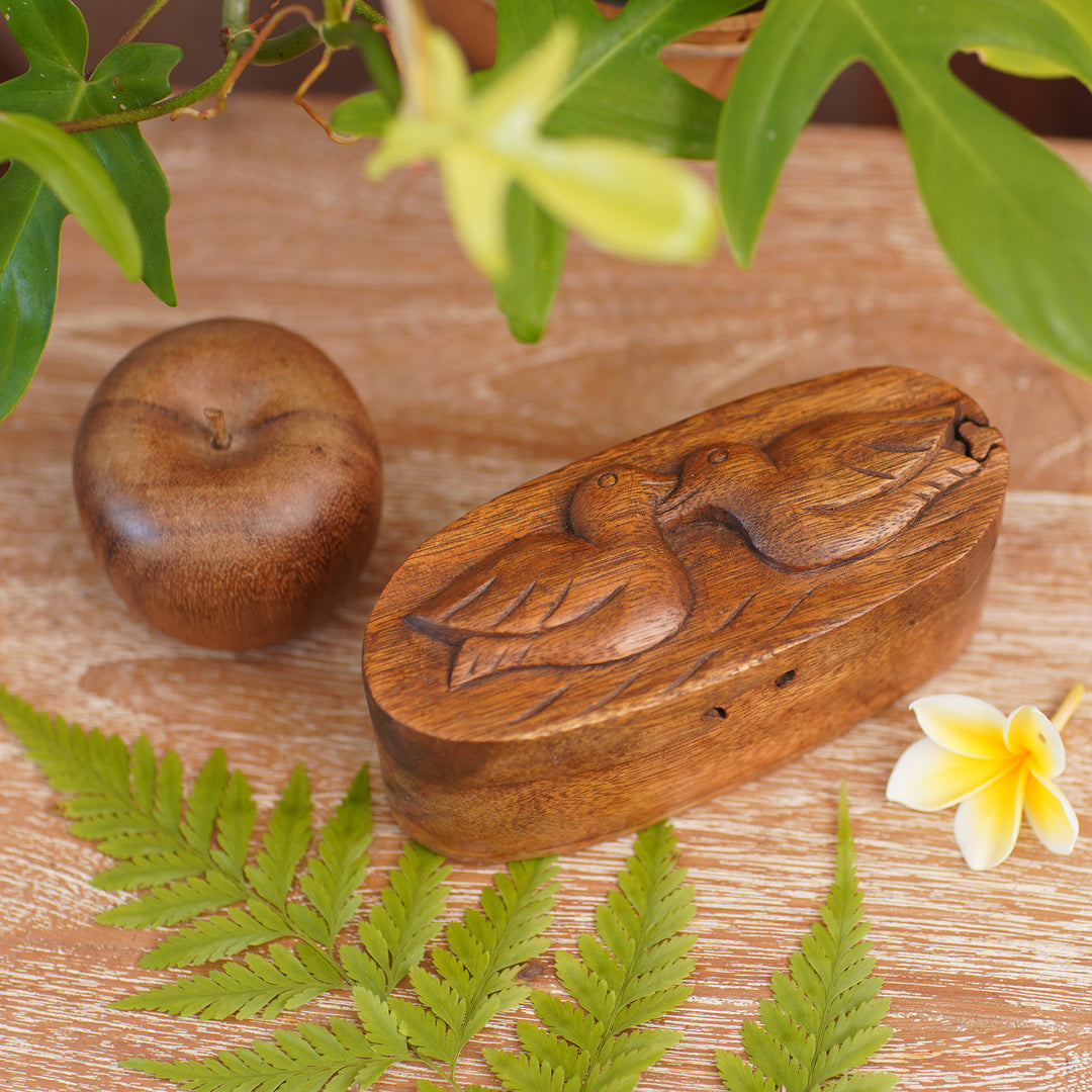 Duck Theme Wood Puzzle Box - Duckling Romance