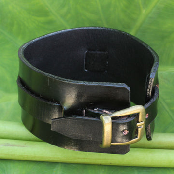 Wider Lanna Warrior in Black
