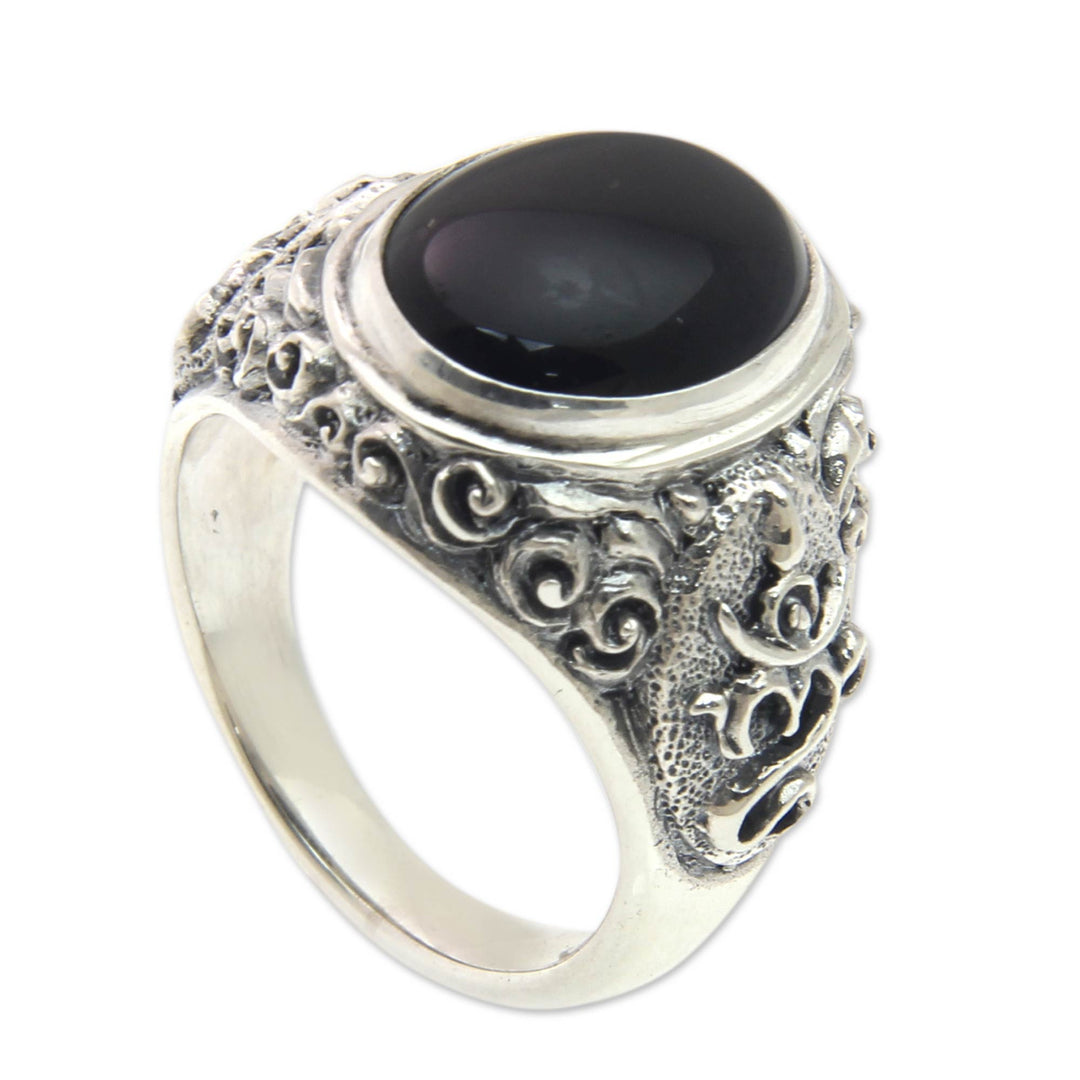 Black Om Kara