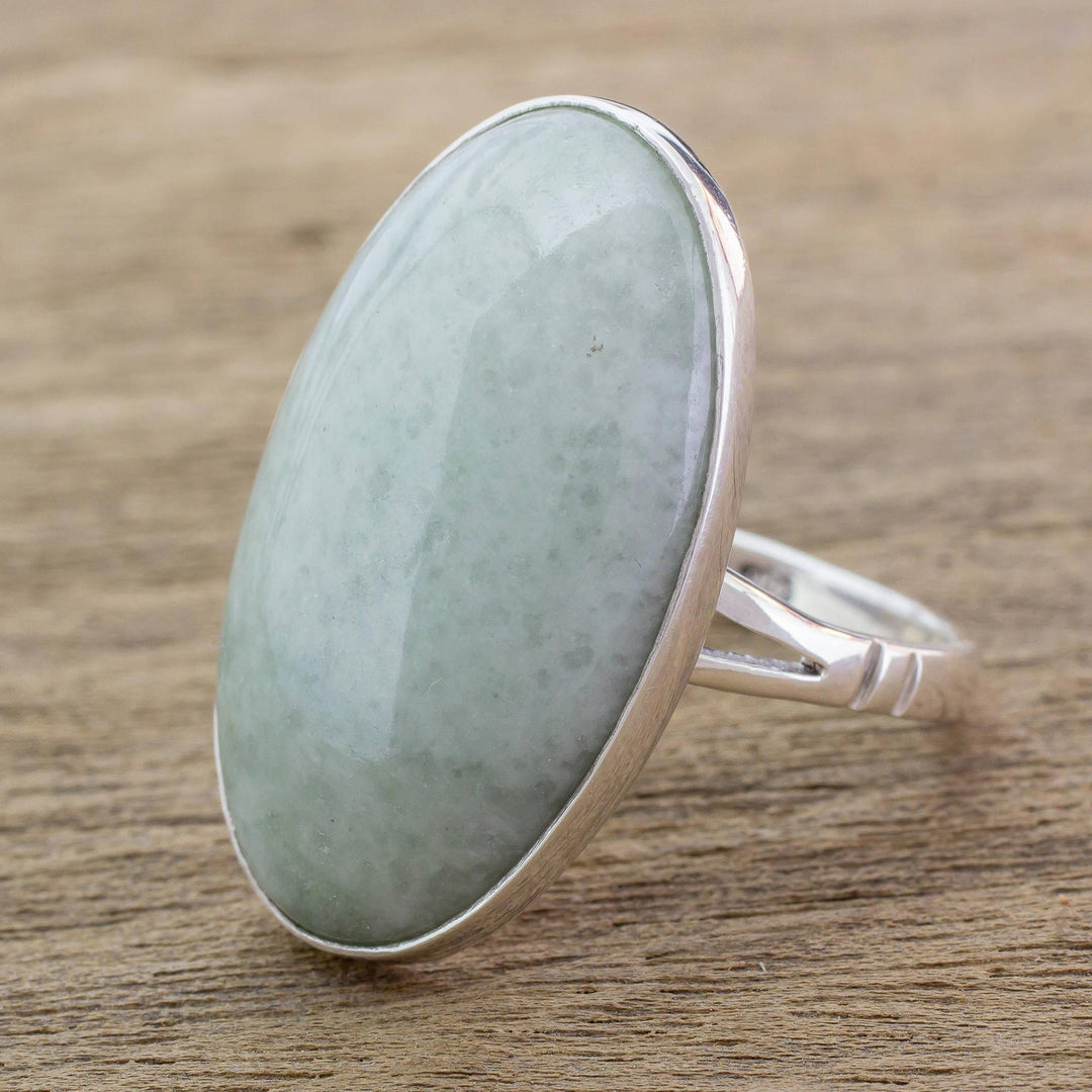 Pale Green Tonalities