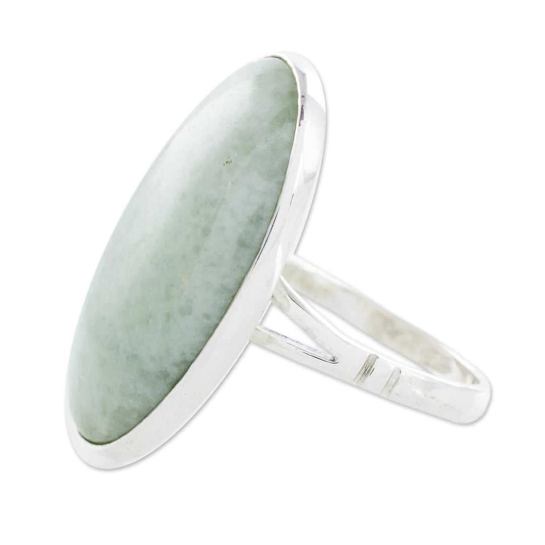 Pale Green Tonalities