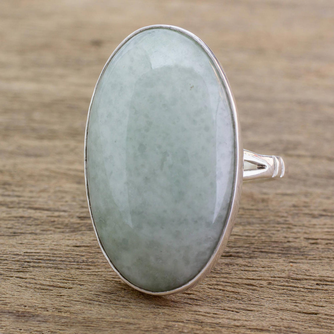 Pale Green Tonalities
