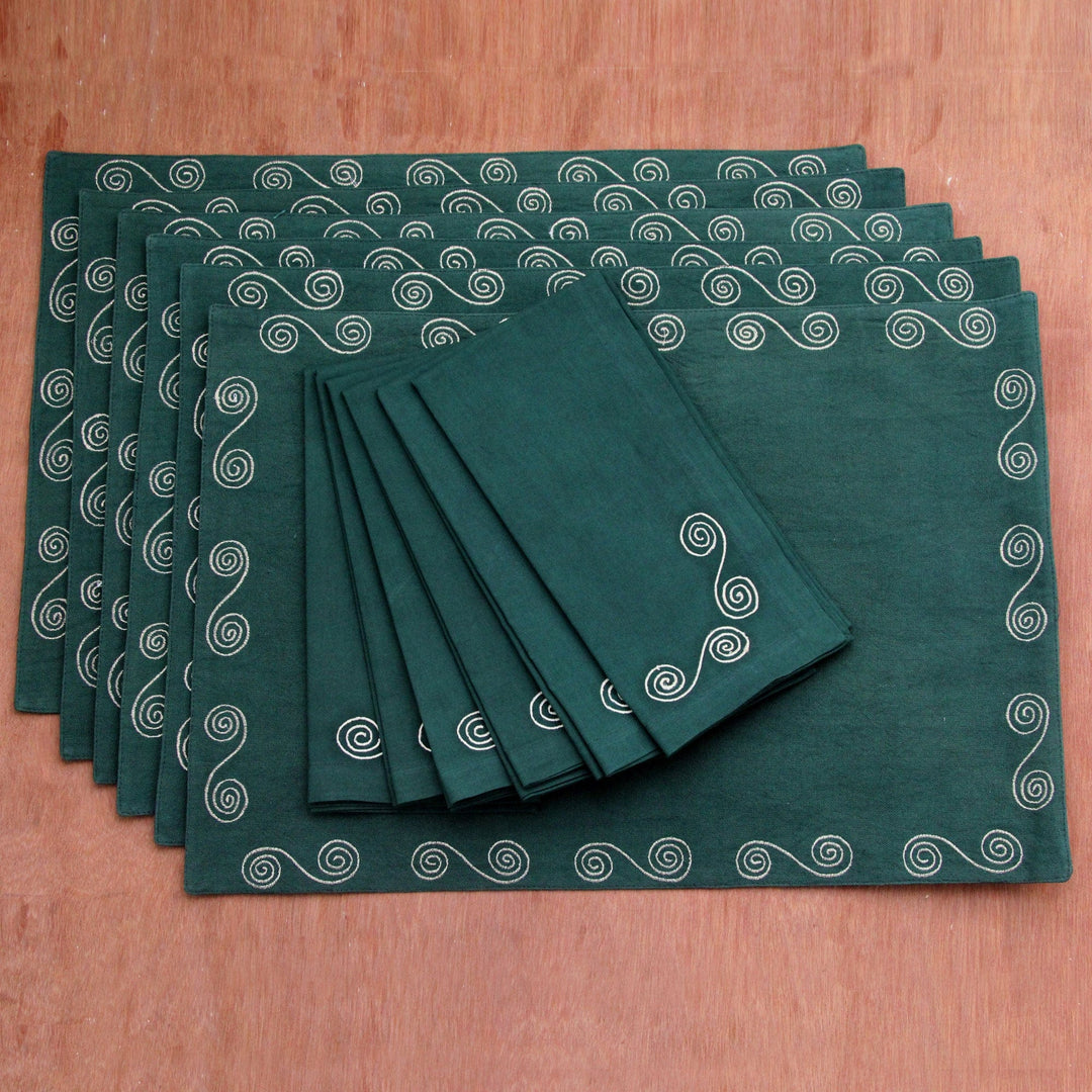 Artisan Made Green Cotton Placemats and Napkins (Set of 6) - Majestic Green