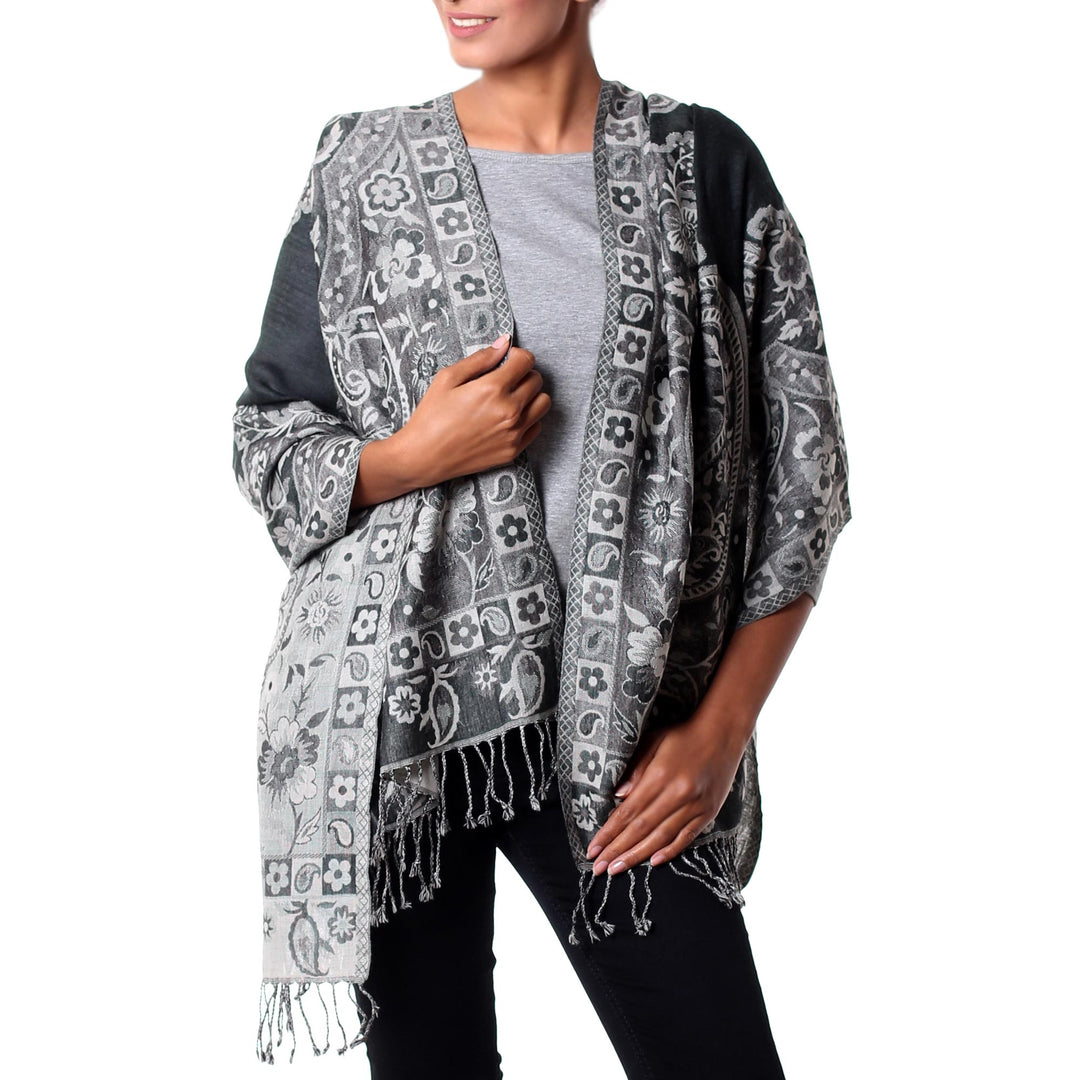 Paisley Shadow