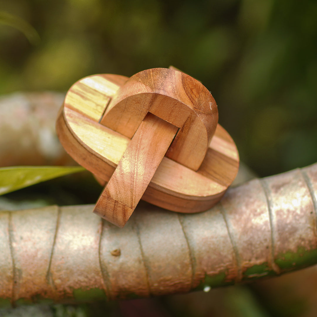 Small Wooden Pub Game Puzzle from Javanese Artisan - Chain Hook