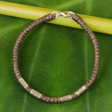 Simply Happy in Taupe