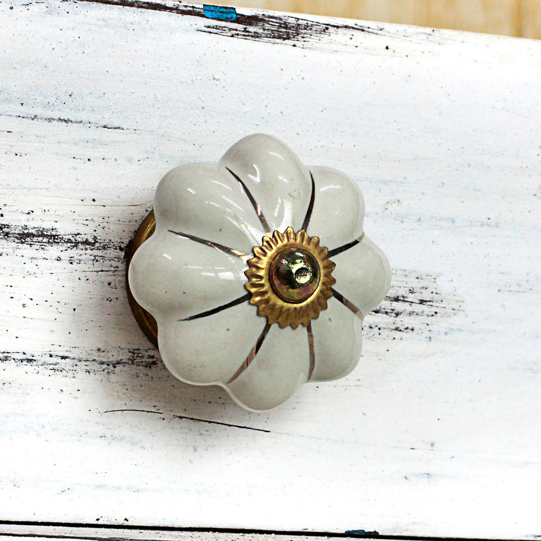 Ceramic Cabinet Knobs Floral Off-White (Set of 6) India - Pale Floral Beauties