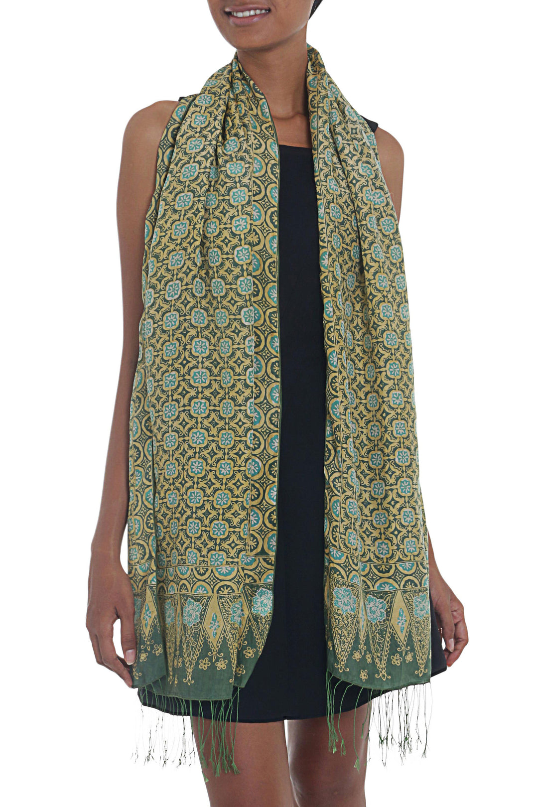 Green Truntum Patterned 100% Silk Batik Shawl - Truntum Ijo