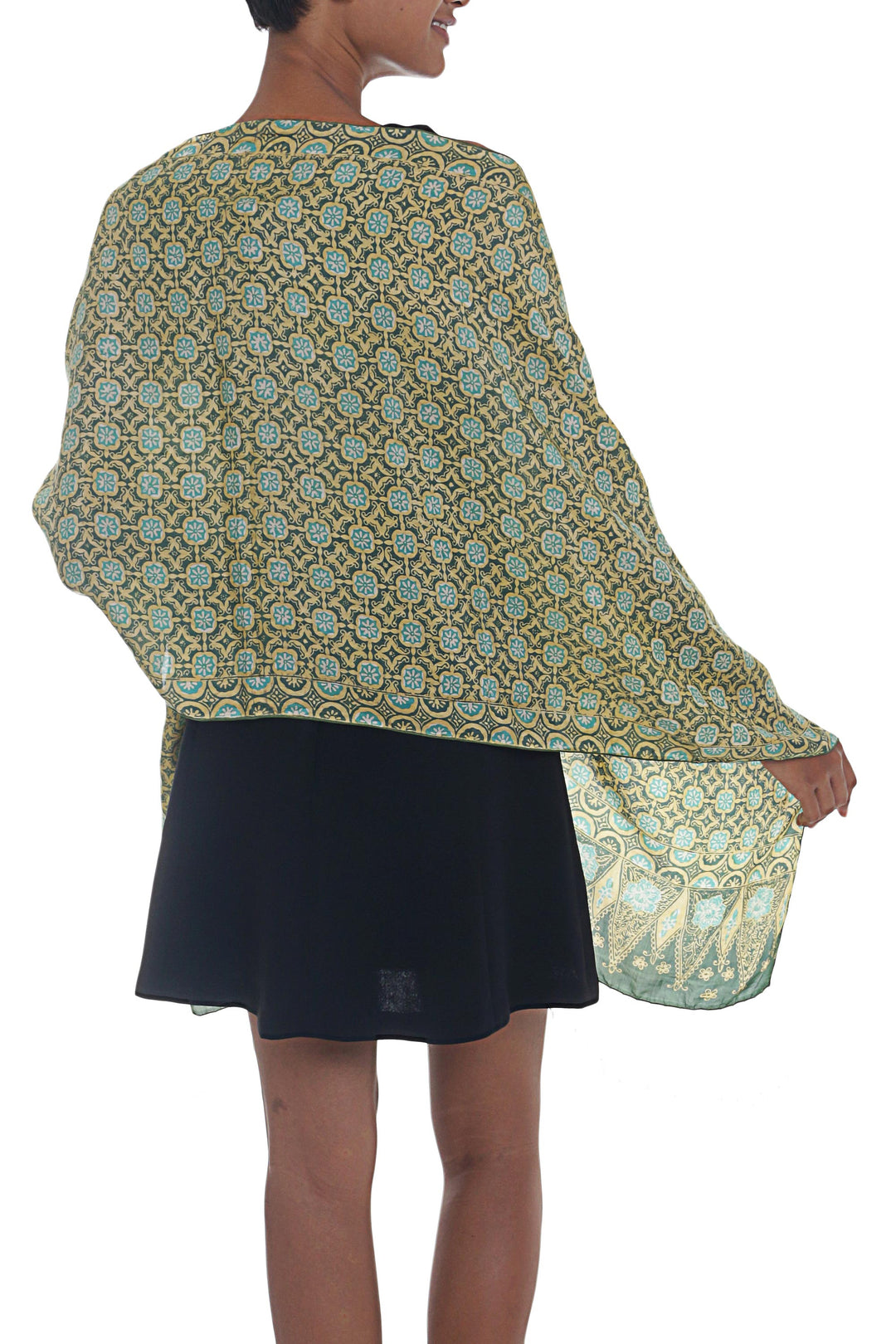 Green Truntum Patterned 100% Silk Batik Shawl - Truntum Ijo