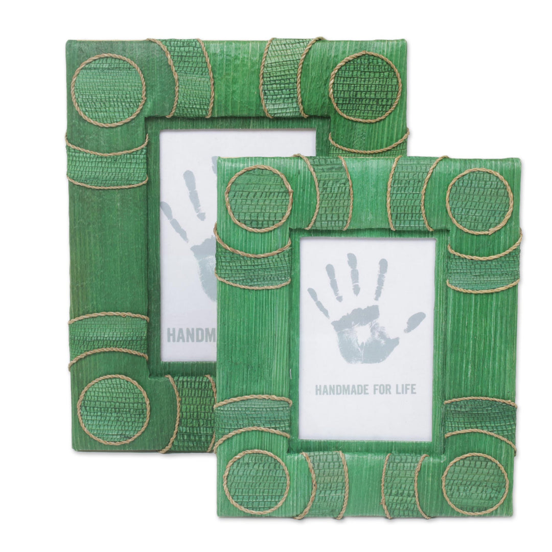 4x6 and 3x5 Natural Fiber Indonesian Photo Frames in Green - Circle of Memories in Green