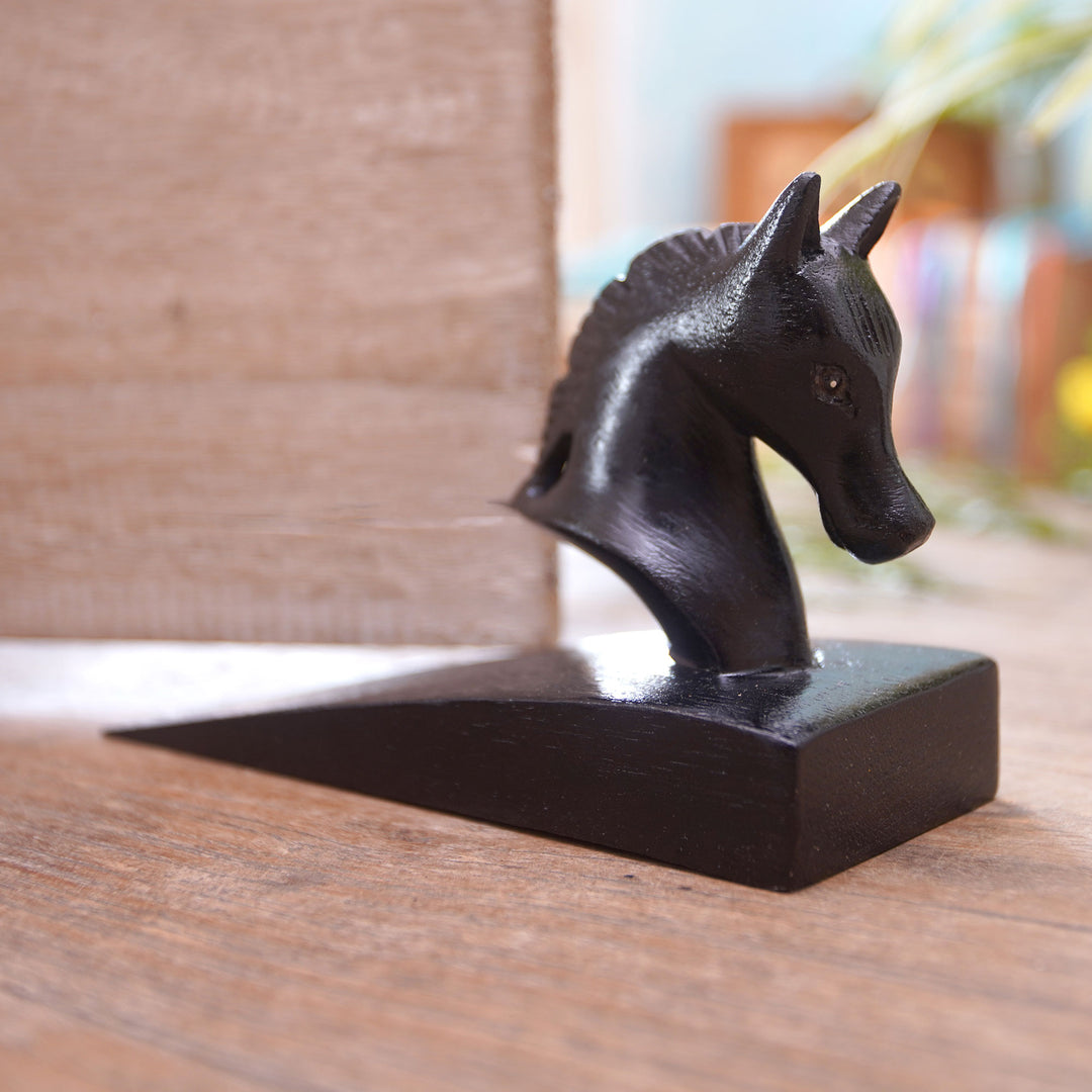 Handy Horse in Black