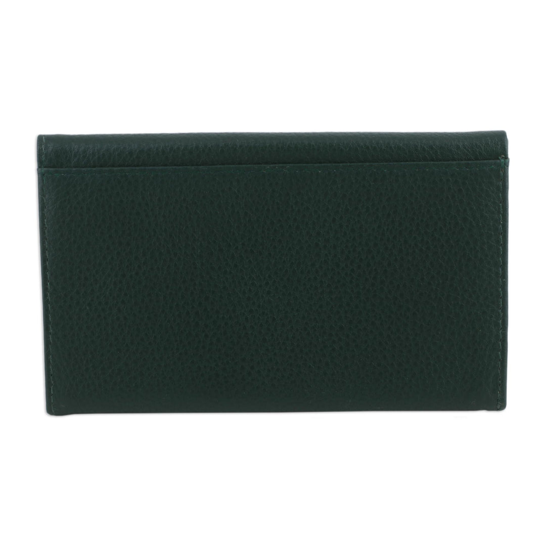 Ivy Green Pebbled Leather Bi-Fold Wallet from India - Forest Grandeur