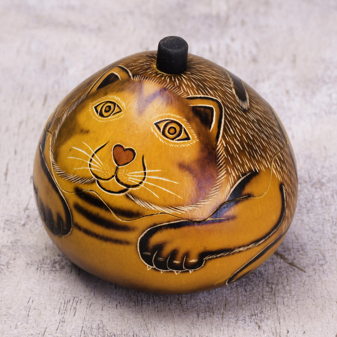 Andean Artisan Crafted Dried Mate Gourd Cat Box - Andean Feline