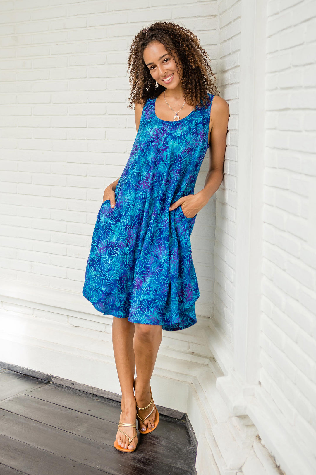 Leafy Blue Groove
