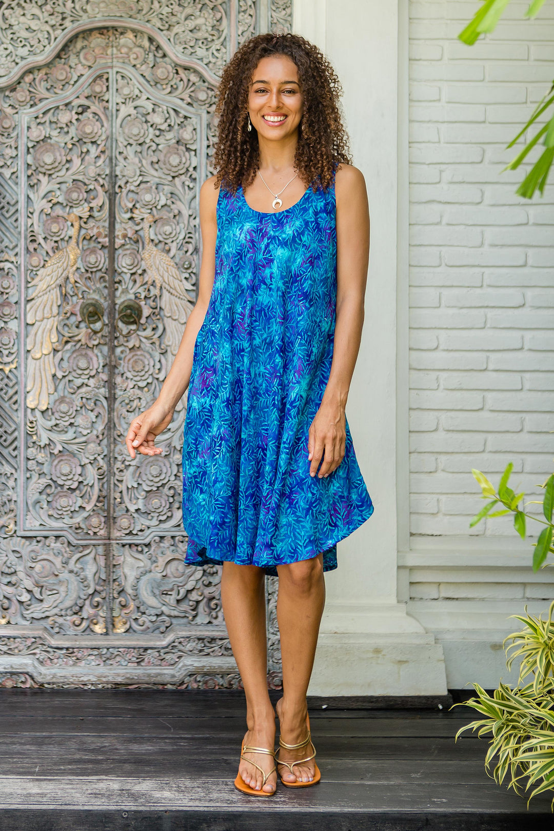Leafy Blue Groove