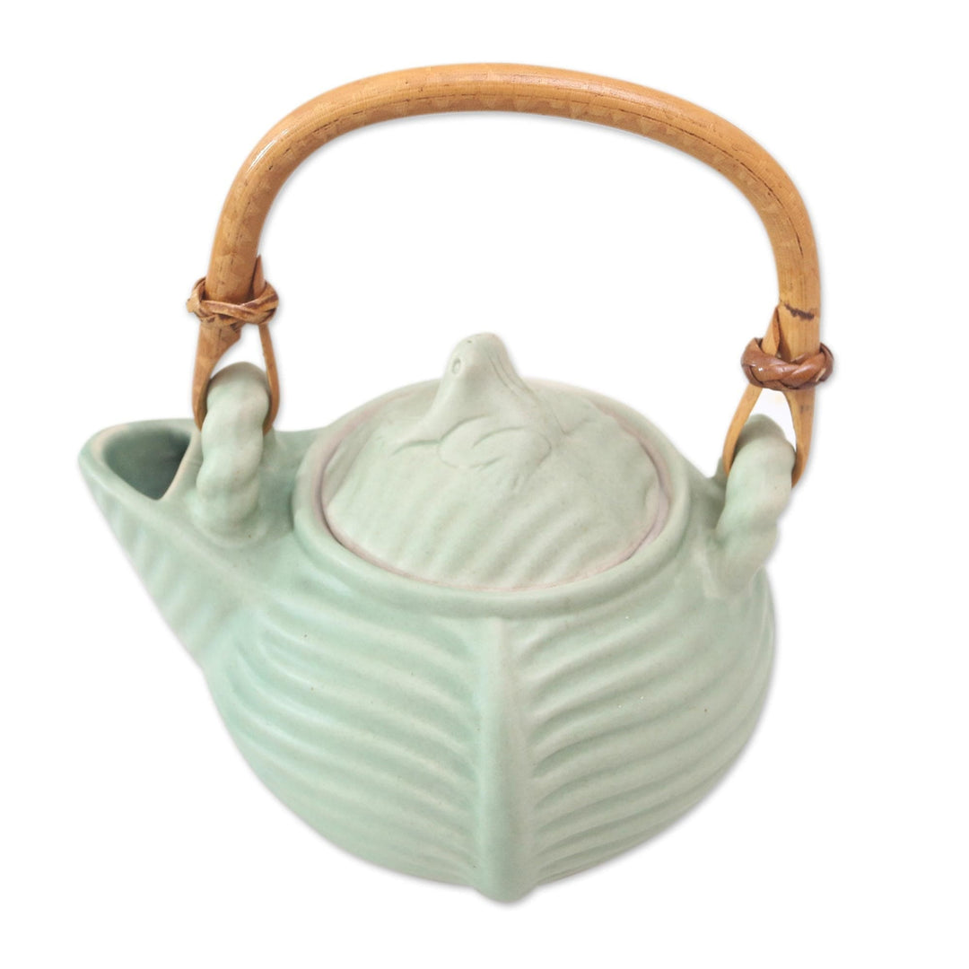 Hand Crafted Green Ceramic Frog Motif Teapot - Banana Frog