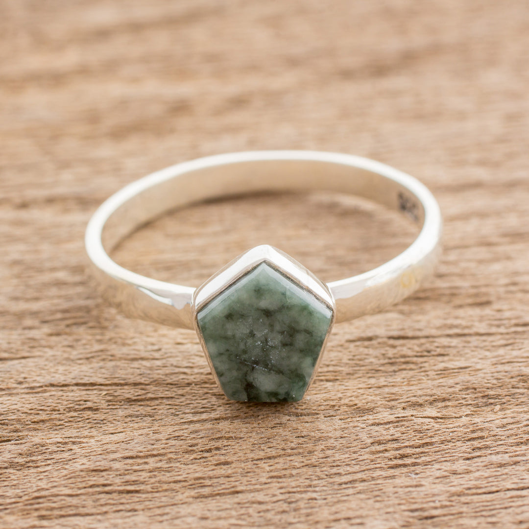 Striking in Light Green