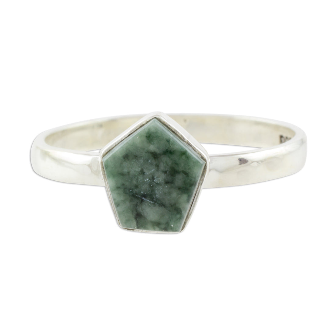 Striking in Light Green