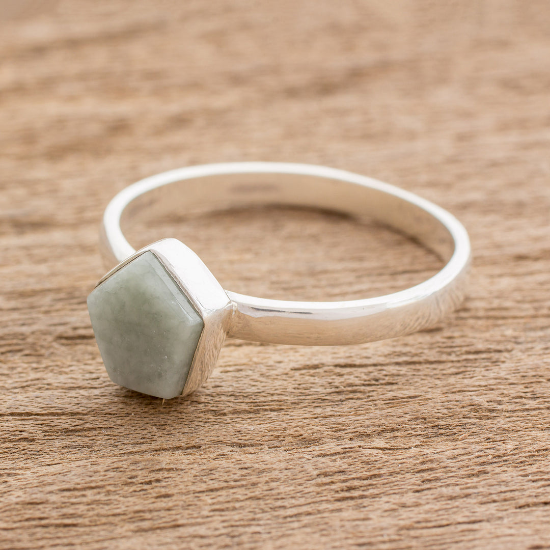 Striking in Pale Green