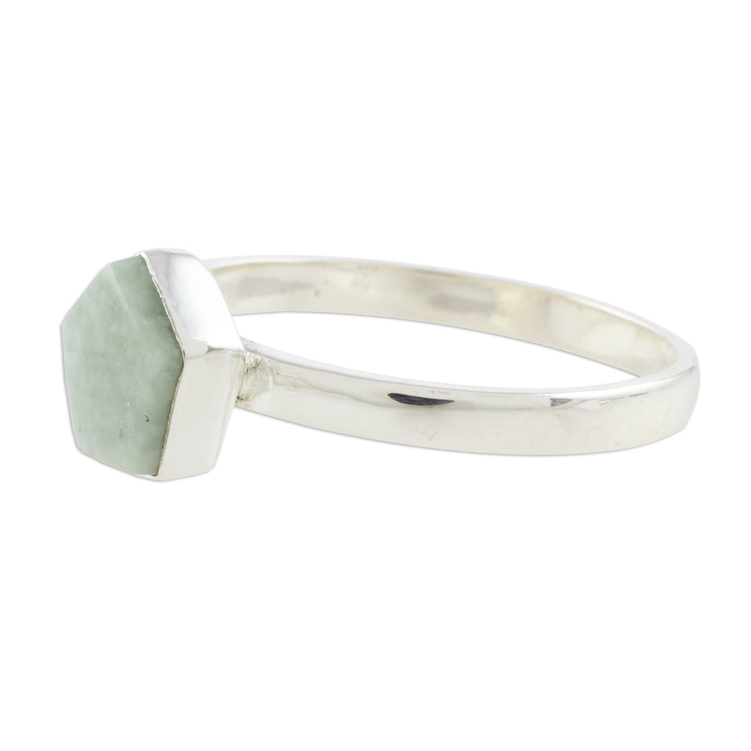 Striking in Pale Green