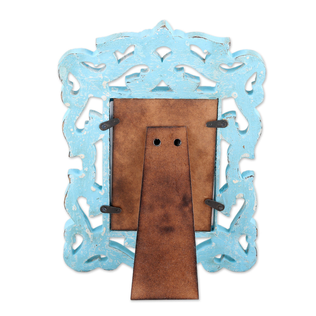 Hand Carved Aqua Green Mango Wood Photo Frame (4x6) - Regal Portrait