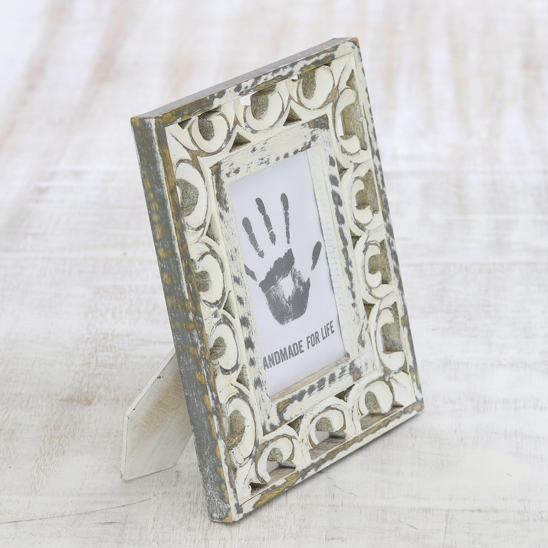 4x6 Distressed Ornate Mango Wood Cream Photo Frame - Royal Archway