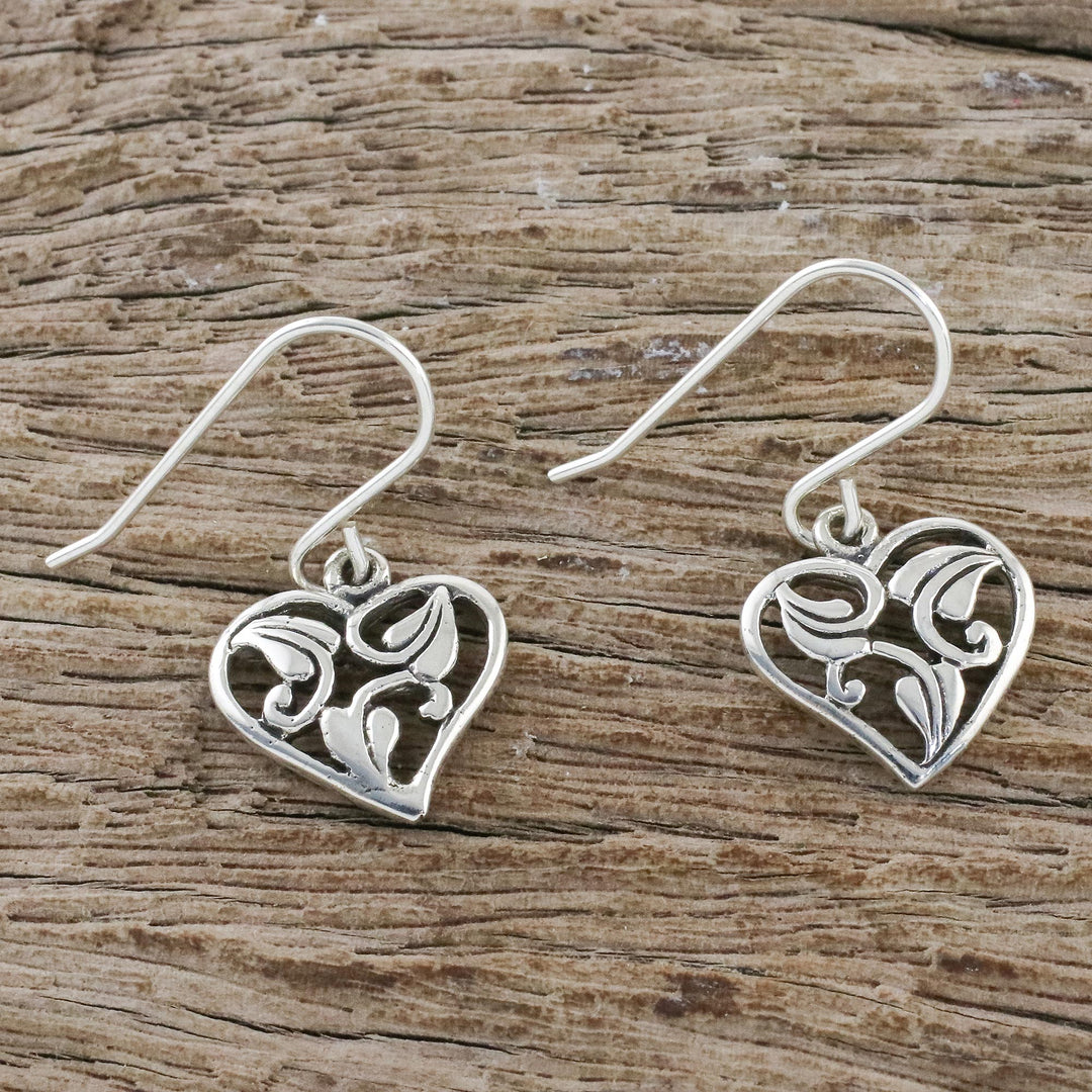 Leaf Motif Sterling Silver Heart Earrings from Thailand - Natural Lover