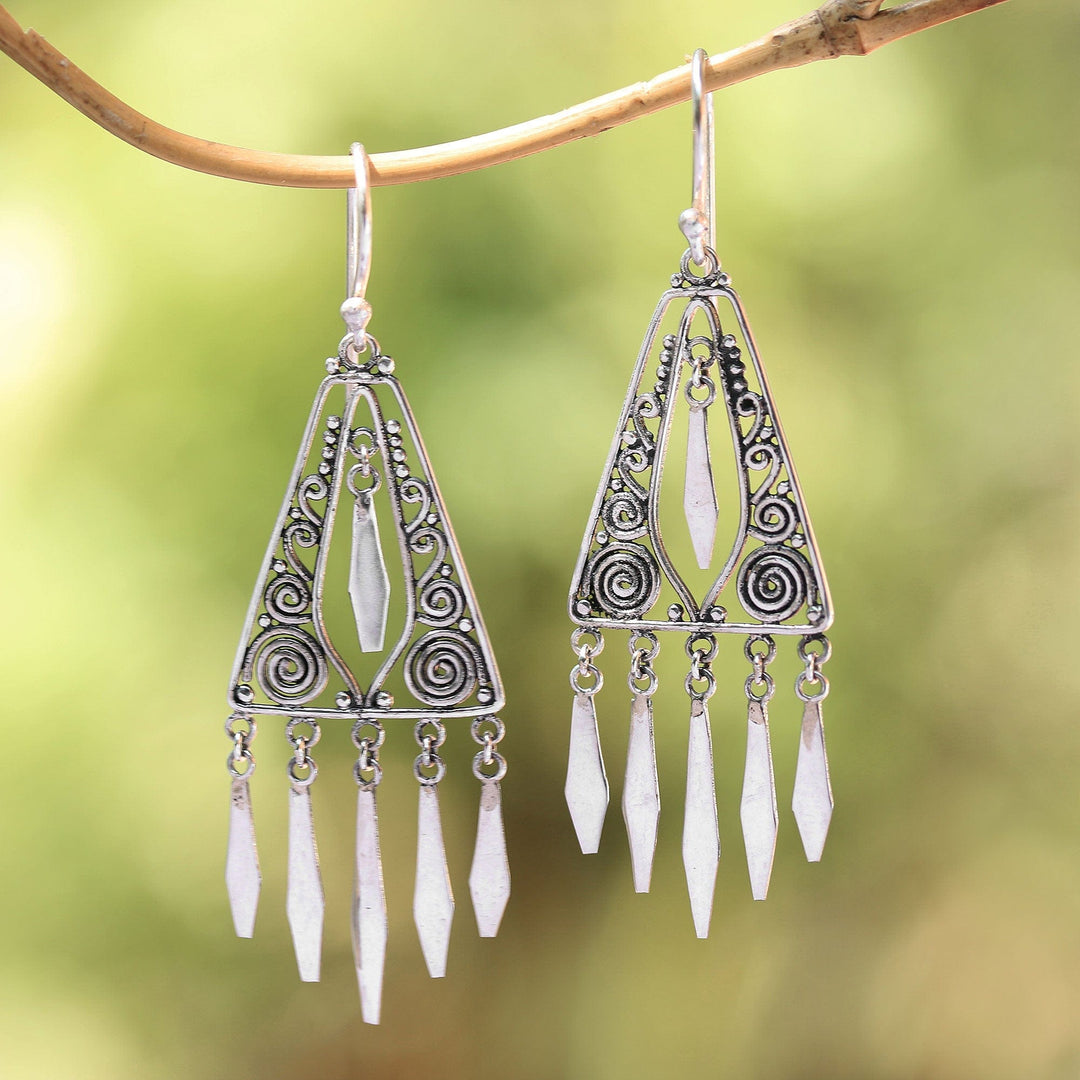 Divine Dangle