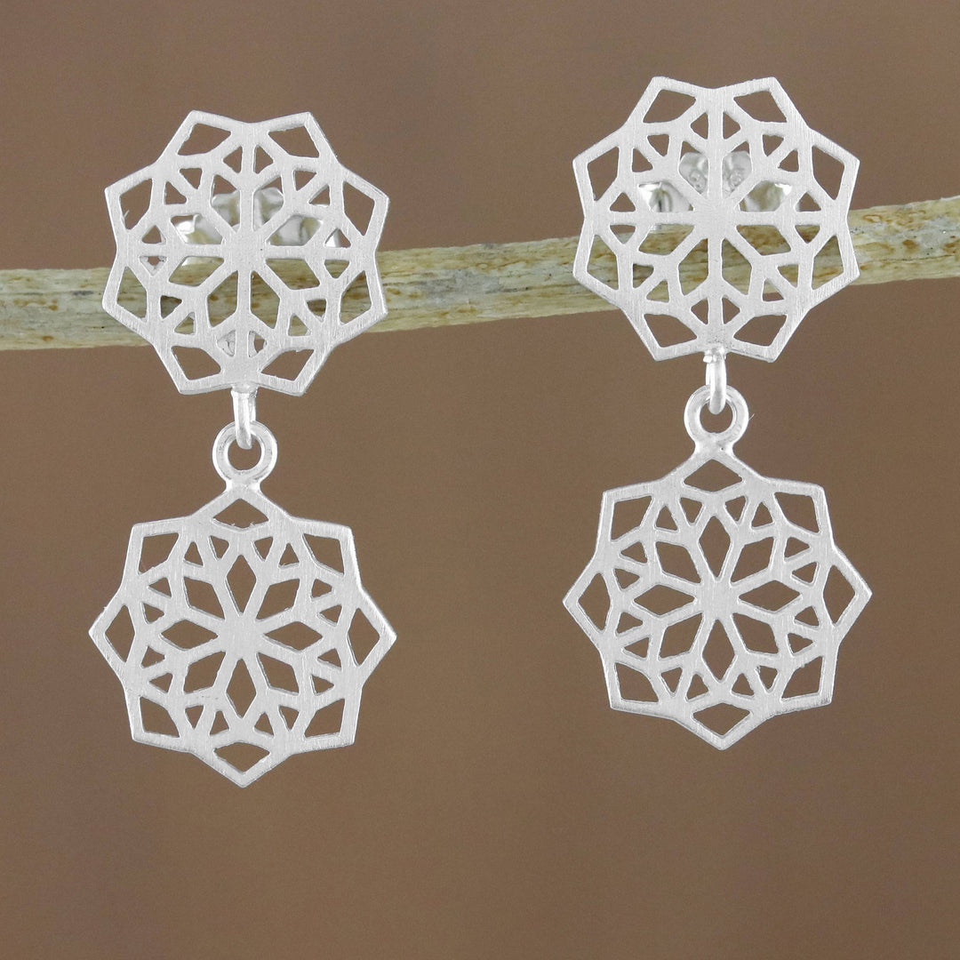 Geometric Stars