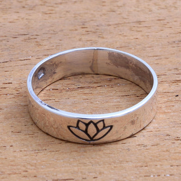 Single Lotus