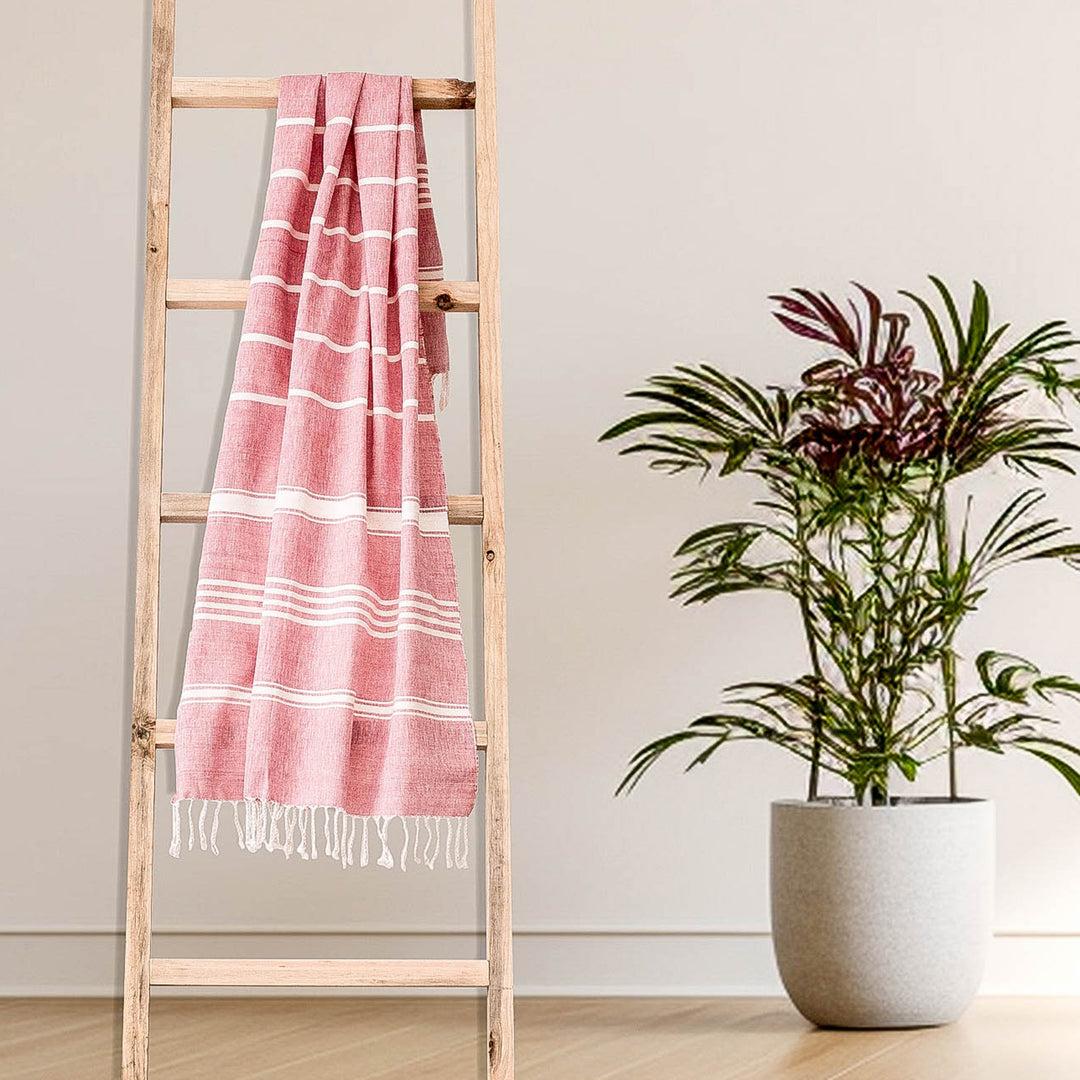 Sweet Relaxation in Crimson