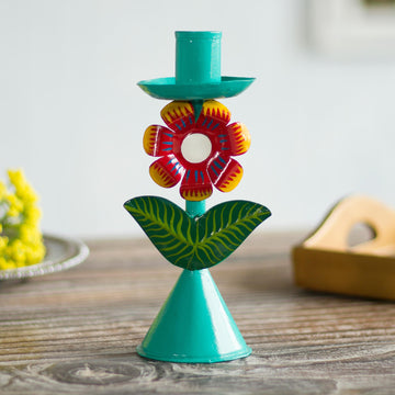 Delightful Flower in Aqua