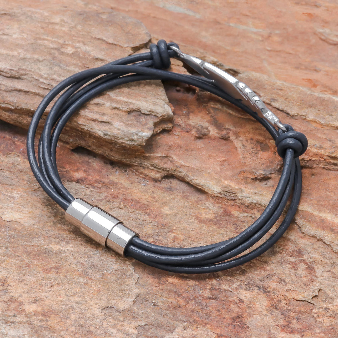 Stainless Steel and Navy Leather Feather Pendant Bracelet - Stunning Feather in Navy