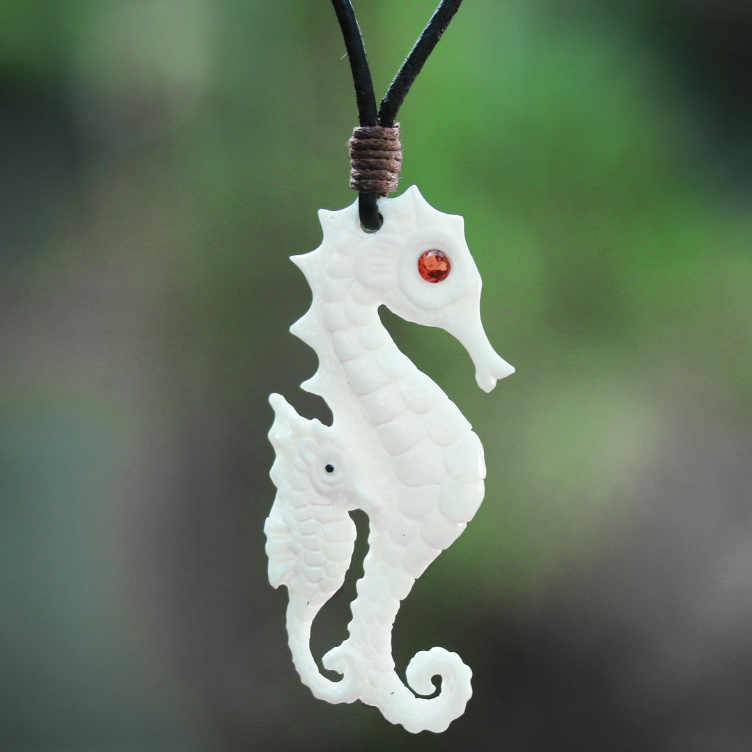 Caring Seahorse