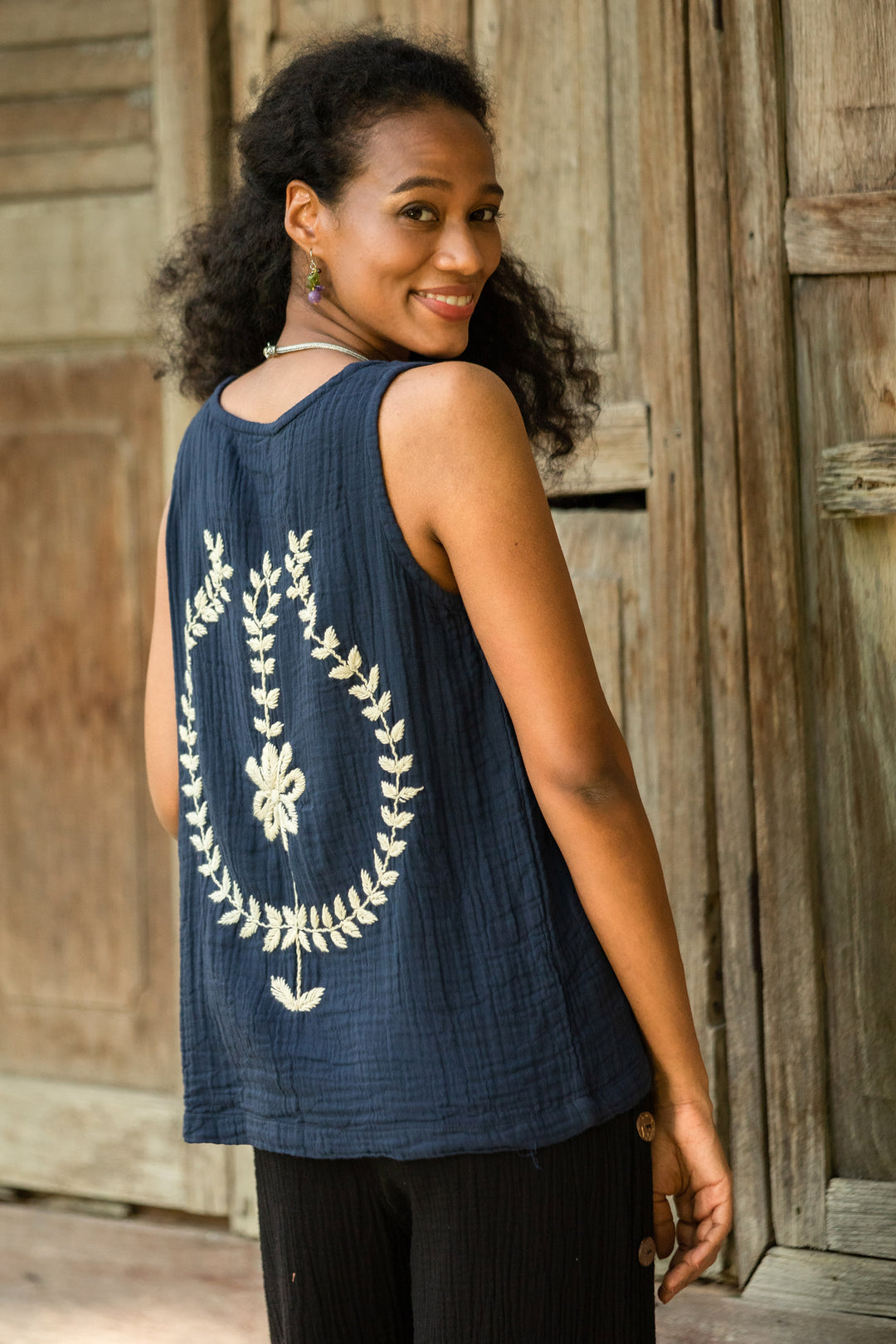Flirty Bloom in Navy
