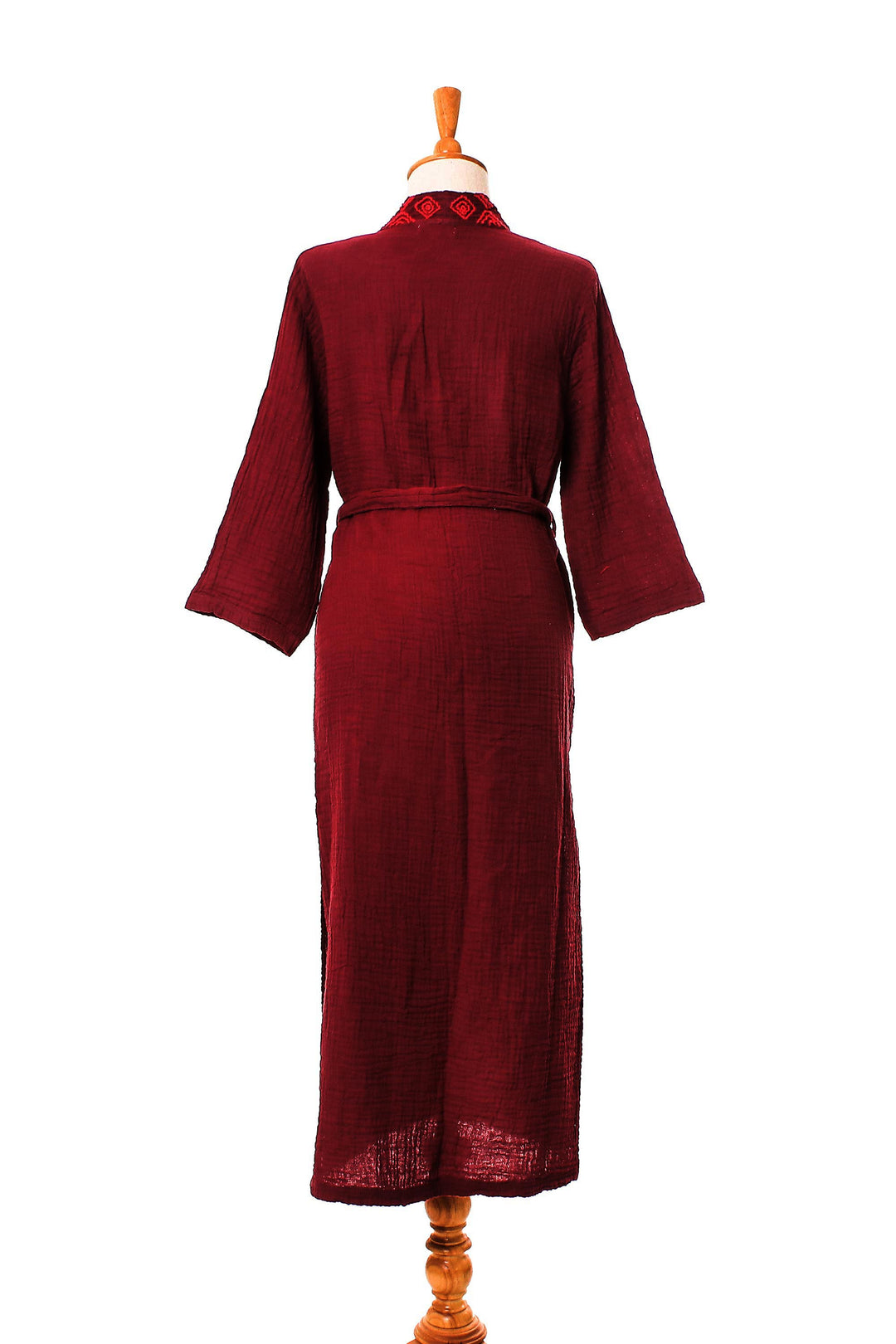 Embroidered Cotton Robe in Cerise and Strawberry - Relaxing Sangria