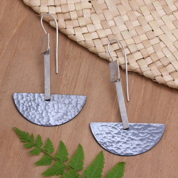 Dark HalfCircle Modernity