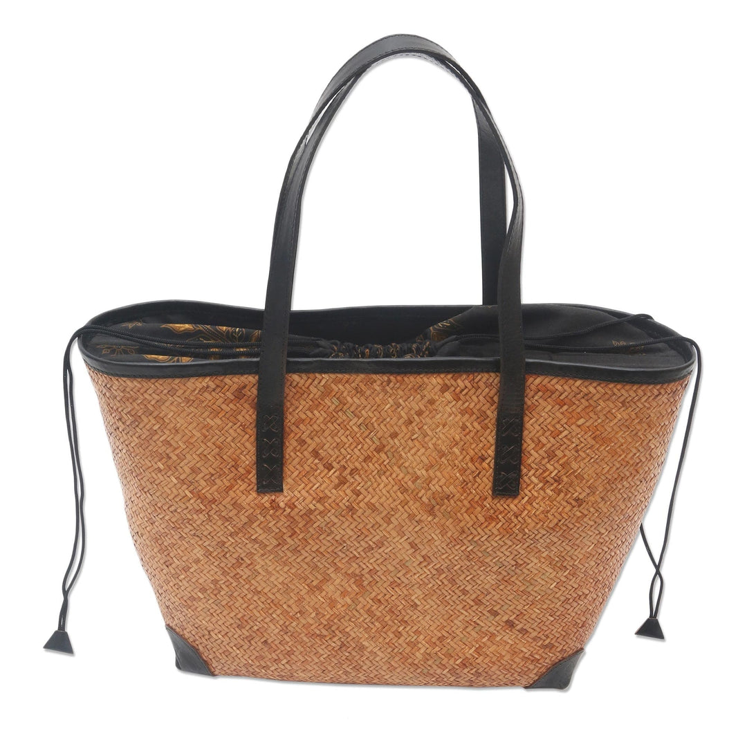 Handwoven Brown Rattan Handbag with Black Leather - Classic Contrast