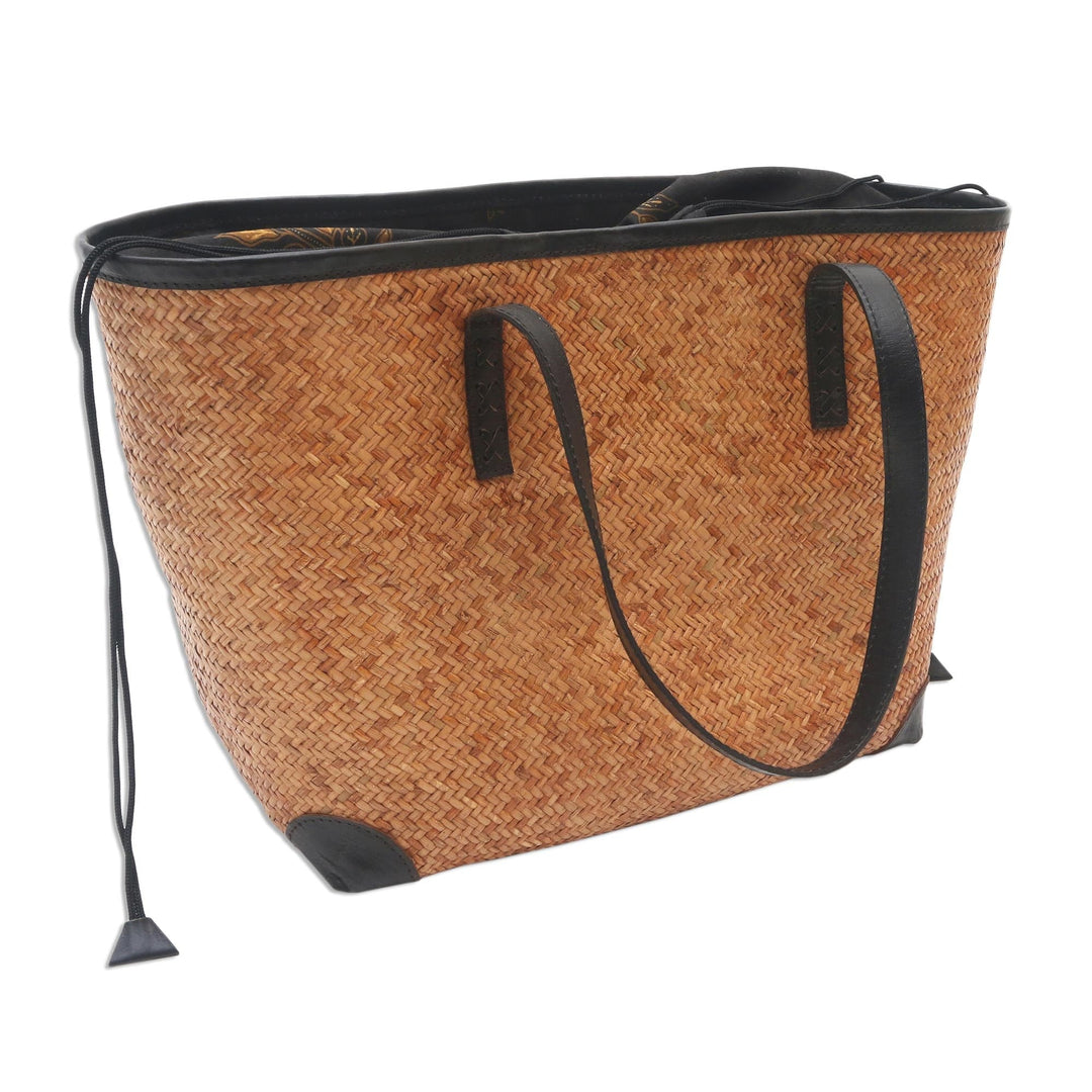 Handwoven Brown Rattan Handbag with Black Leather - Classic Contrast