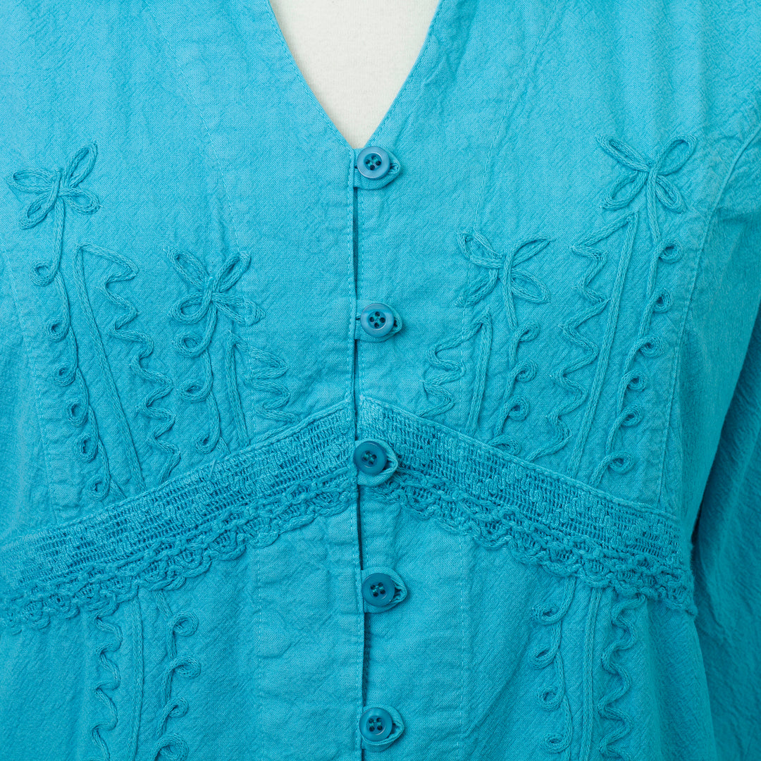 Lily of the Incas in Turquoise