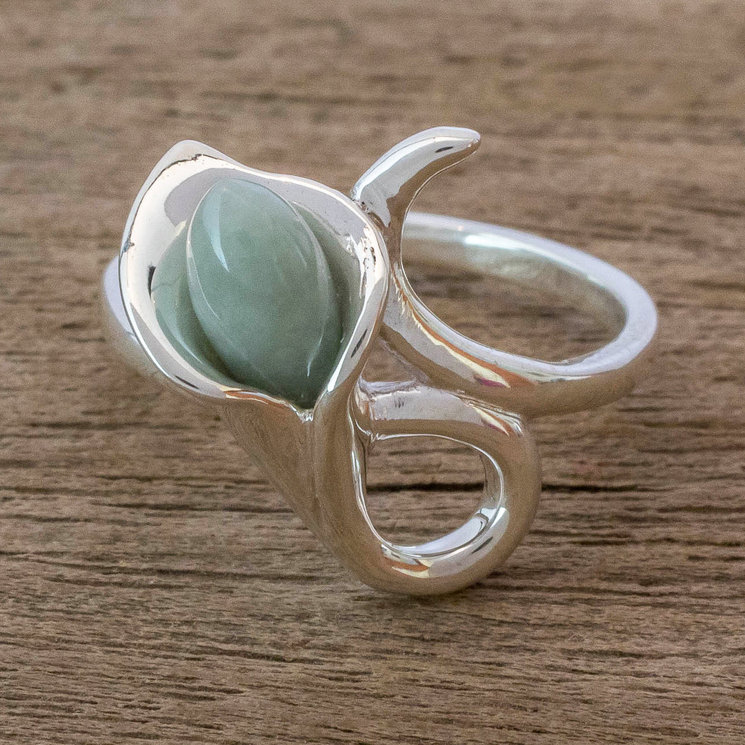 Mixco Lily in Light Green