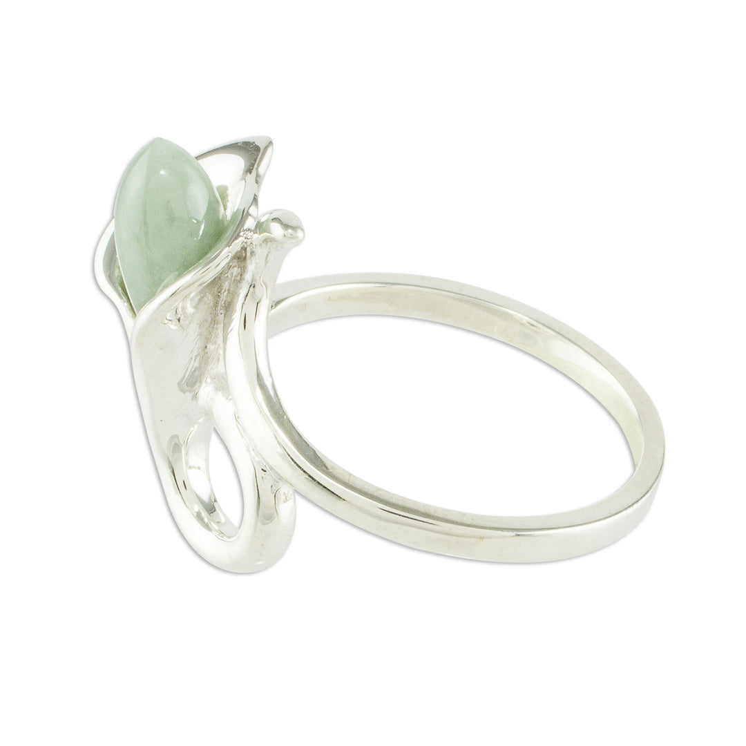 Mixco Lily in Light Green