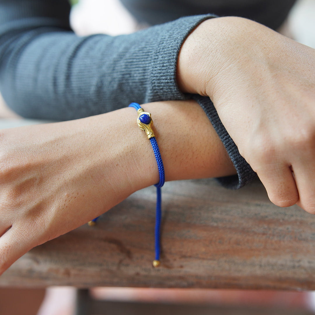 Adjustable Unity Bracelet - Golden Hands