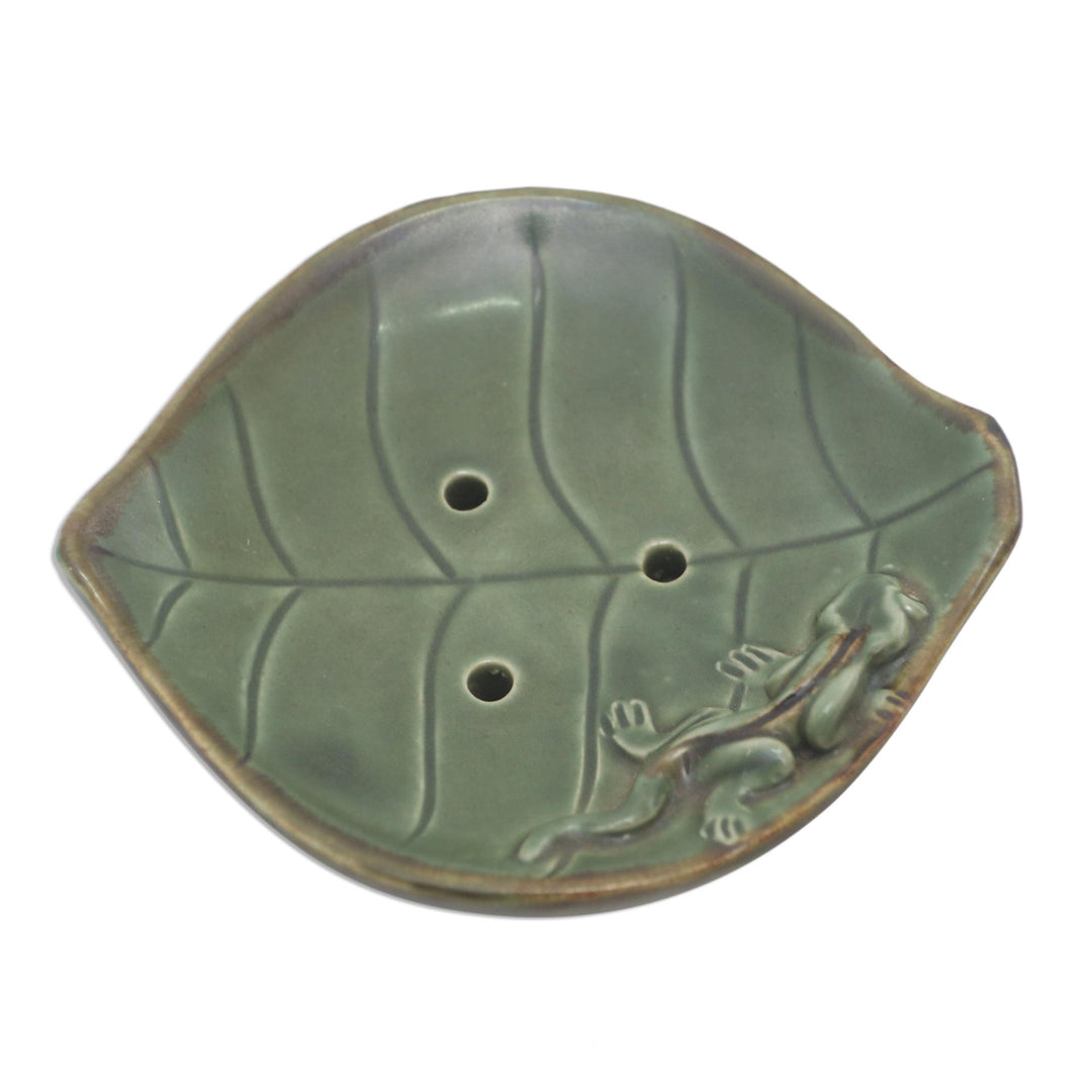 Ceramic Leaf Soap Dish with Gecko Decoration - Gecko Home